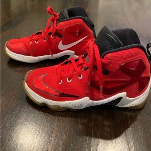 Youth Lebron James Nike Xlll Red Size 1